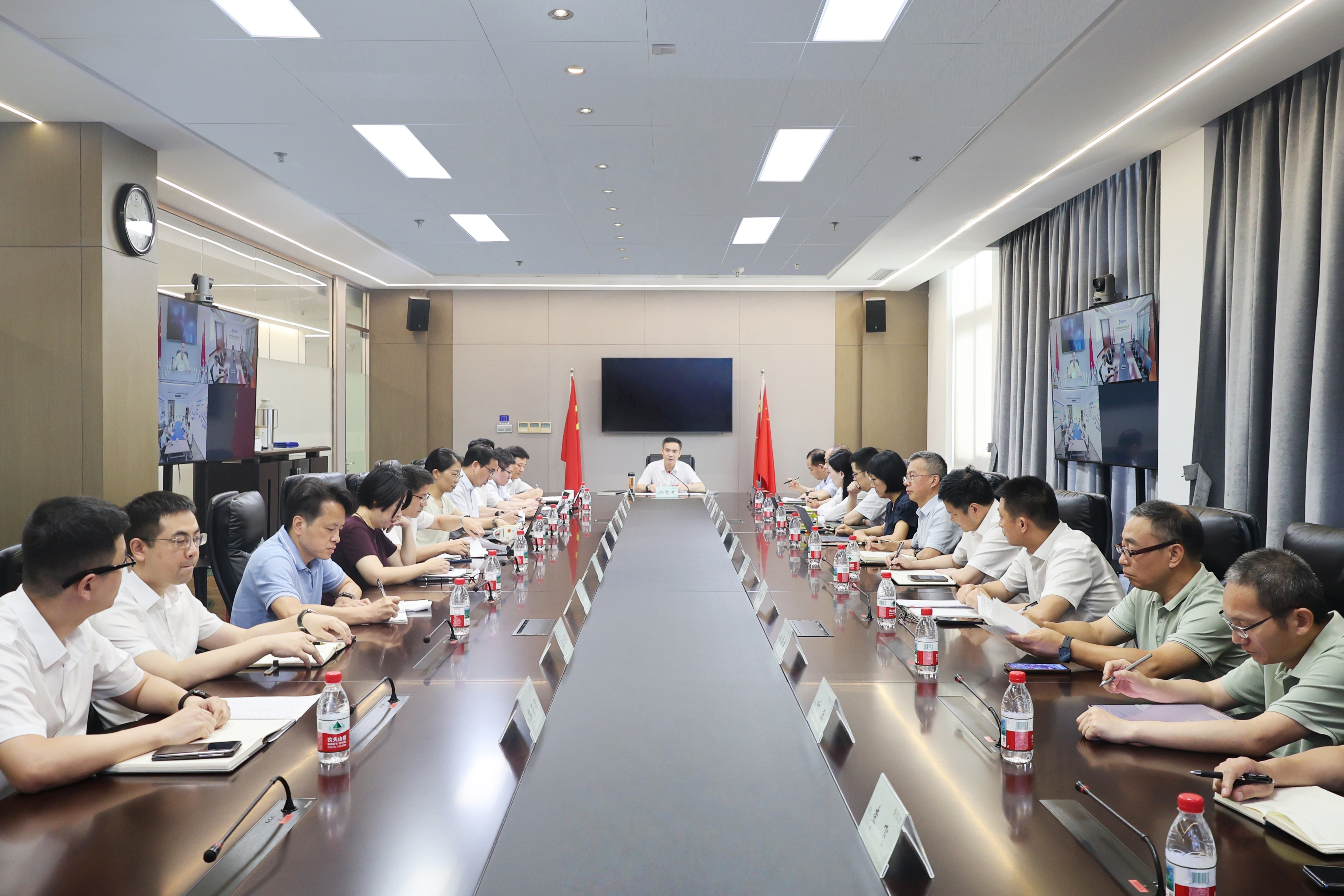 省二輕集團(tuán)召開智能船舶創(chuàng)新中心項(xiàng)目第三次領(lǐng)導(dǎo)小組會(huì)議