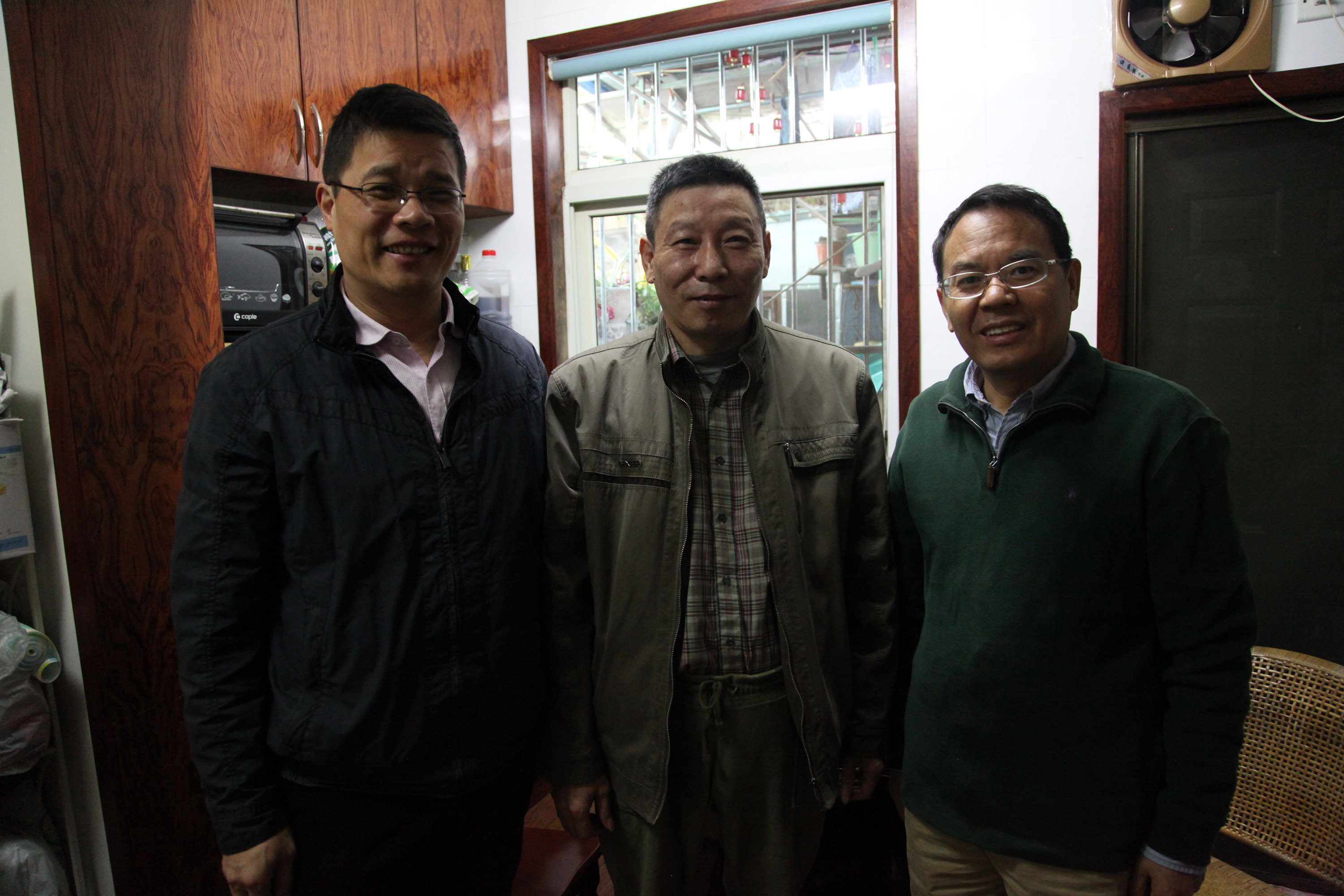 集團(tuán)副總經(jīng)理、黨委委員徐旭陽(yáng)慰問(wèn)困難黨員