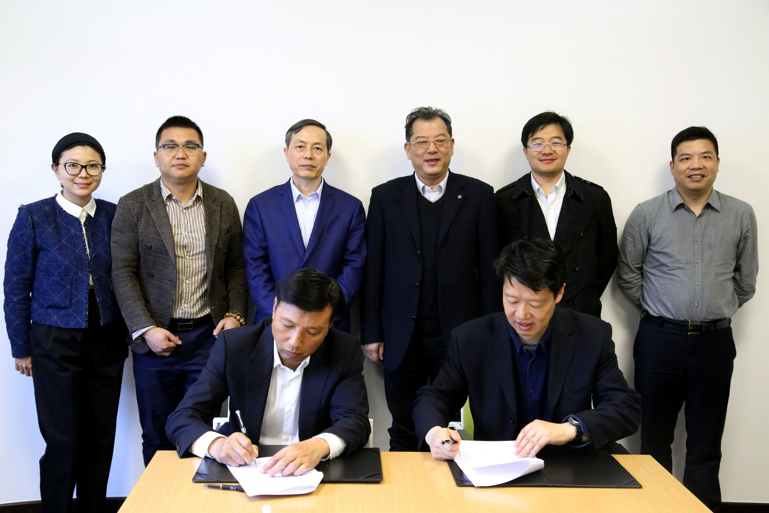 藝創(chuàng)公司與同濟(jì)大學(xué)簽署戰(zhàn)略合作框架協(xié)議