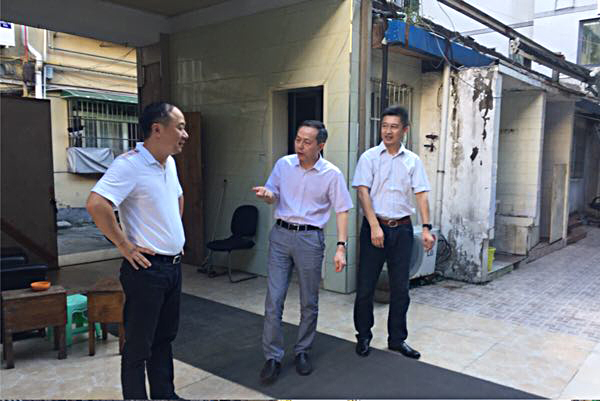 集團公司黨委書記總經(jīng)理虞岳明走訪調(diào)研杭實集團