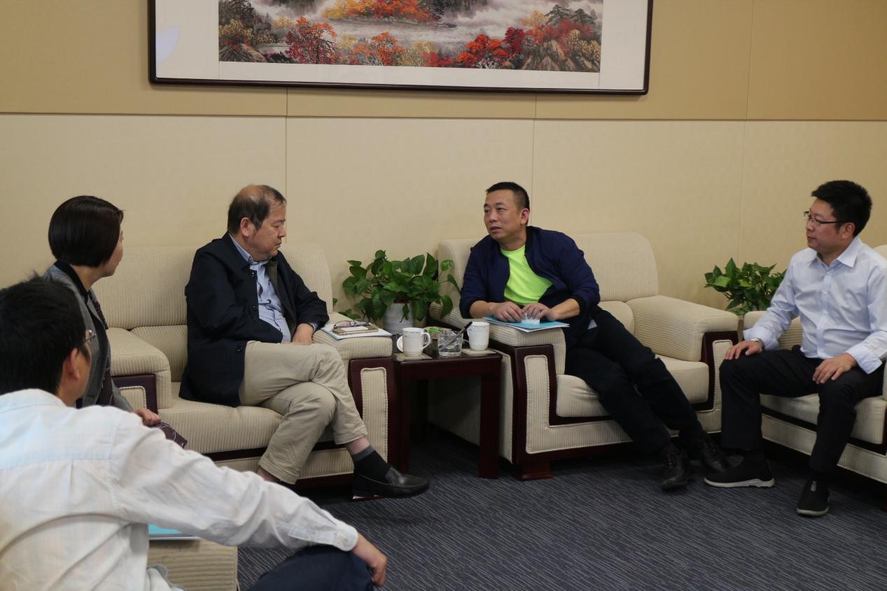 商業(yè)公司考察浙大醫(yī)養(yǎng)結(jié)合研究中心