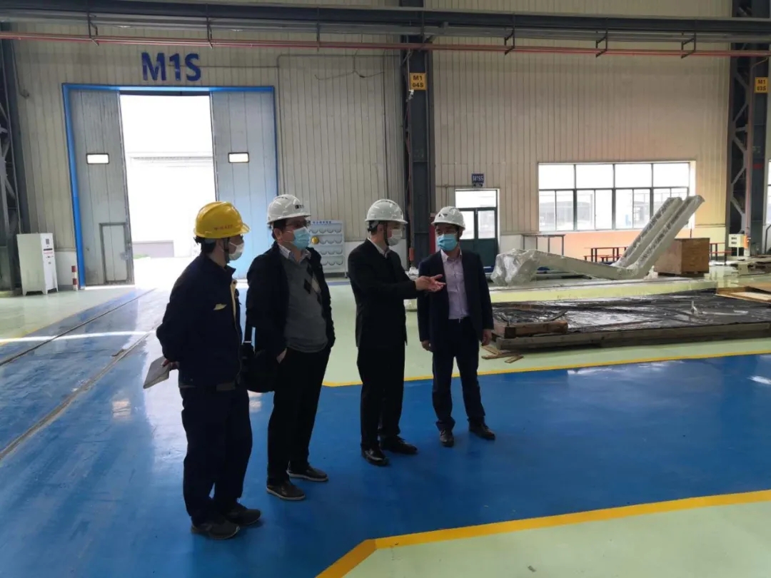 集團公司黨委委員、副總經(jīng)理酈幾寧一行赴德清申達調(diào)研指導(dǎo)