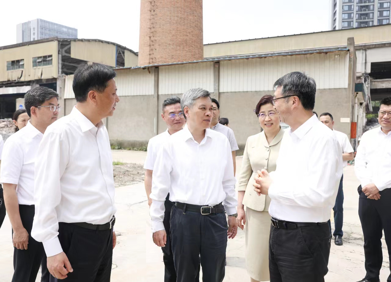 劉捷調(diào)研省二輕集團浙江省船舶研發(fā)智造產(chǎn)業(yè)園建設(shè)