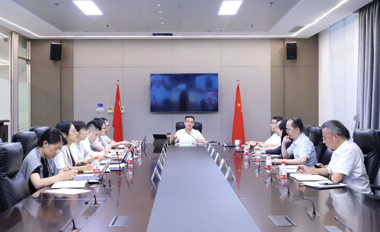 省二輕集團(tuán)召開專題會(huì)議研究部署“三個(gè)再”“五個(gè)更”貫徹落實(shí)舉措